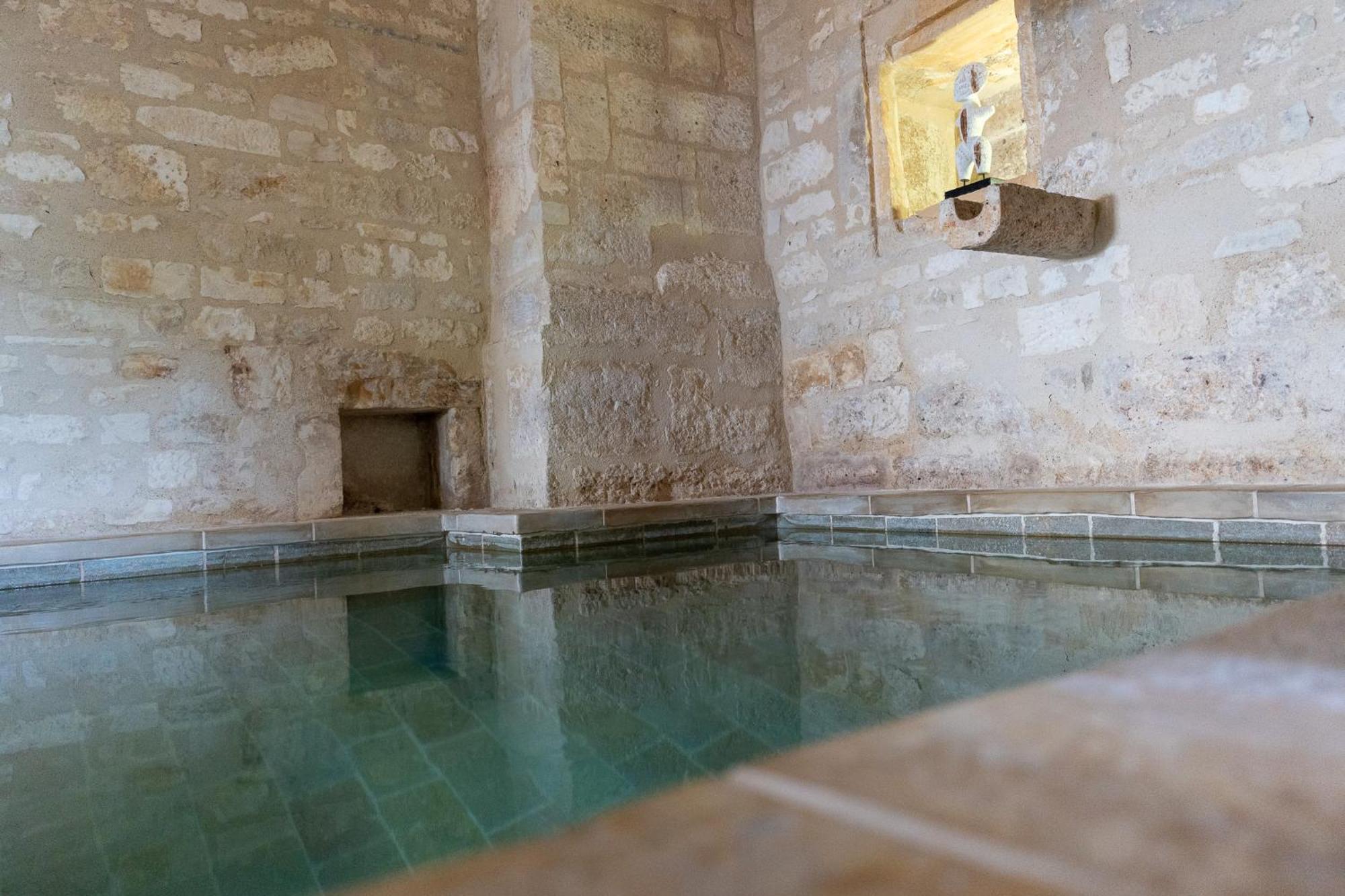 L'Abbaye Saint Michel Bed and Breakfast Tonnerre Exteriör bild
